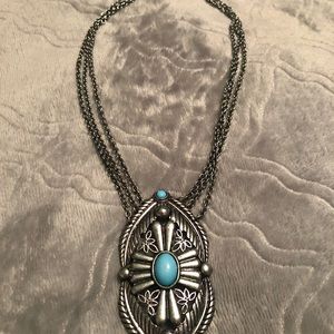 🔴Statement Necklace 👌🏻